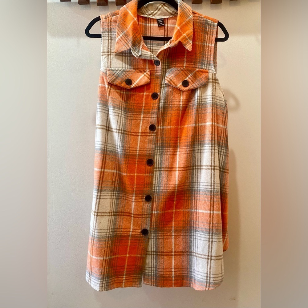SHEIN Curve Orange Plaid Top 1X - Picture 2 of 6